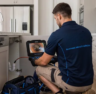 Blocked toilet and sink repairs for a Regents Park home